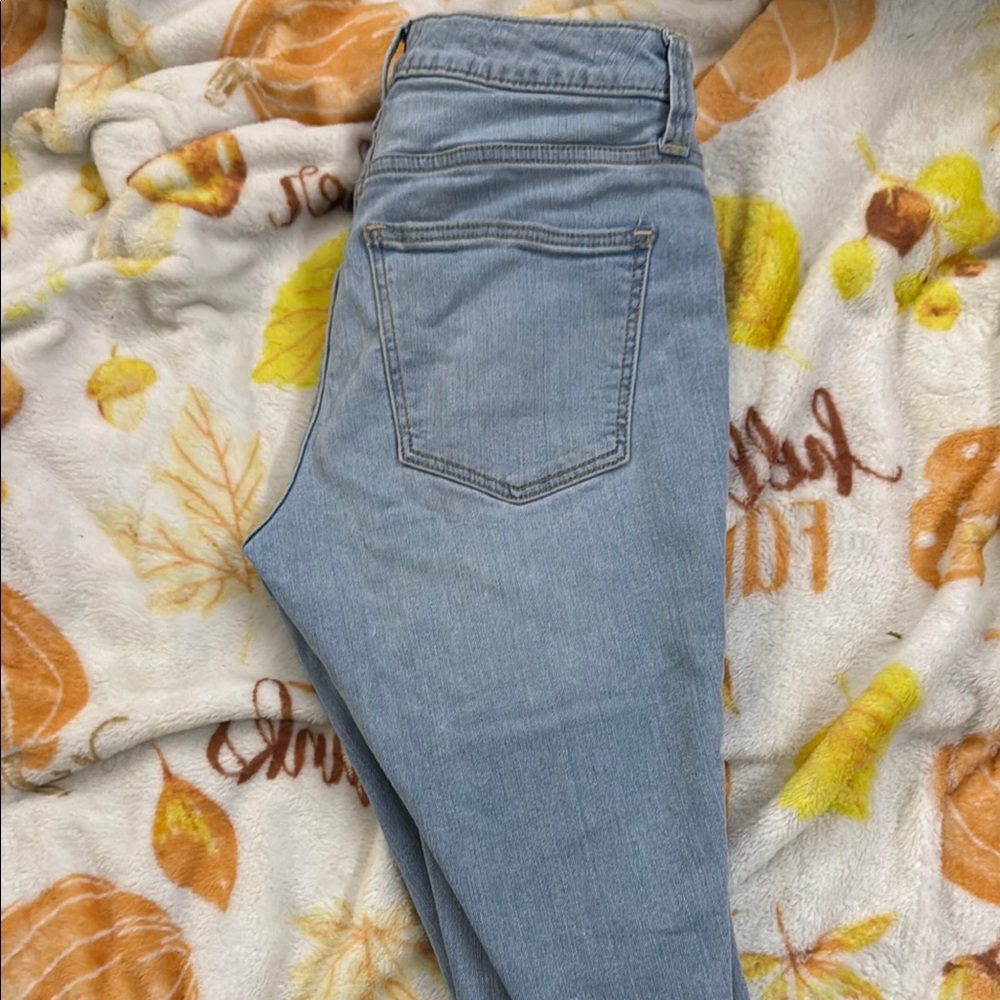 Universal Thread Blue Distressed Jeans - Picture 3 of 5